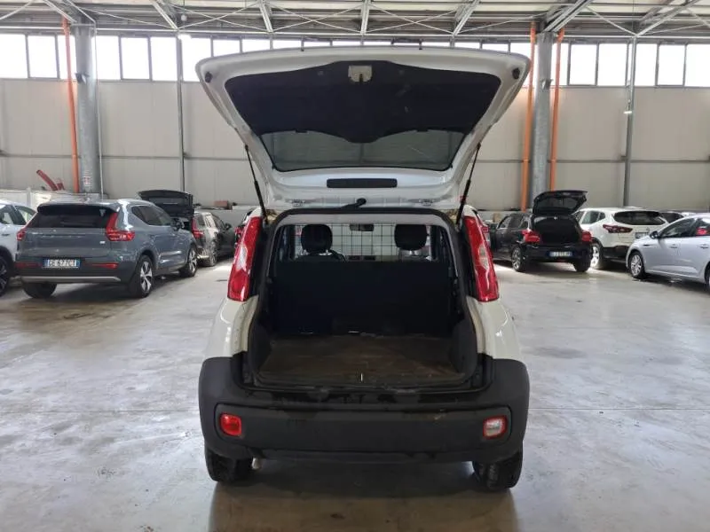 cod 387 FIAT PANDA  5P  BERLINA 1.0 70CV HYBRID EURO 6D VAN 2 P. POP