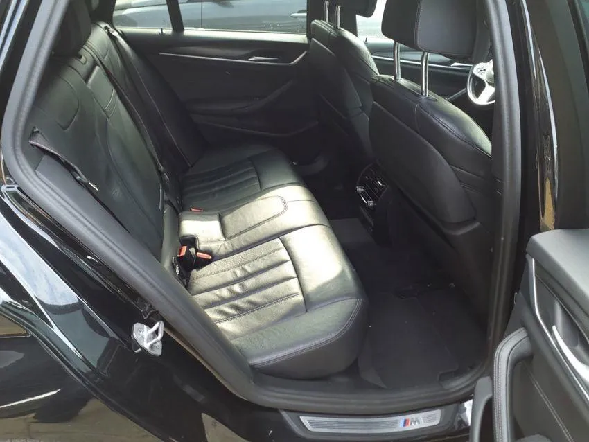 BMW 530e M SPORT  EST HBPP AUT  Touring