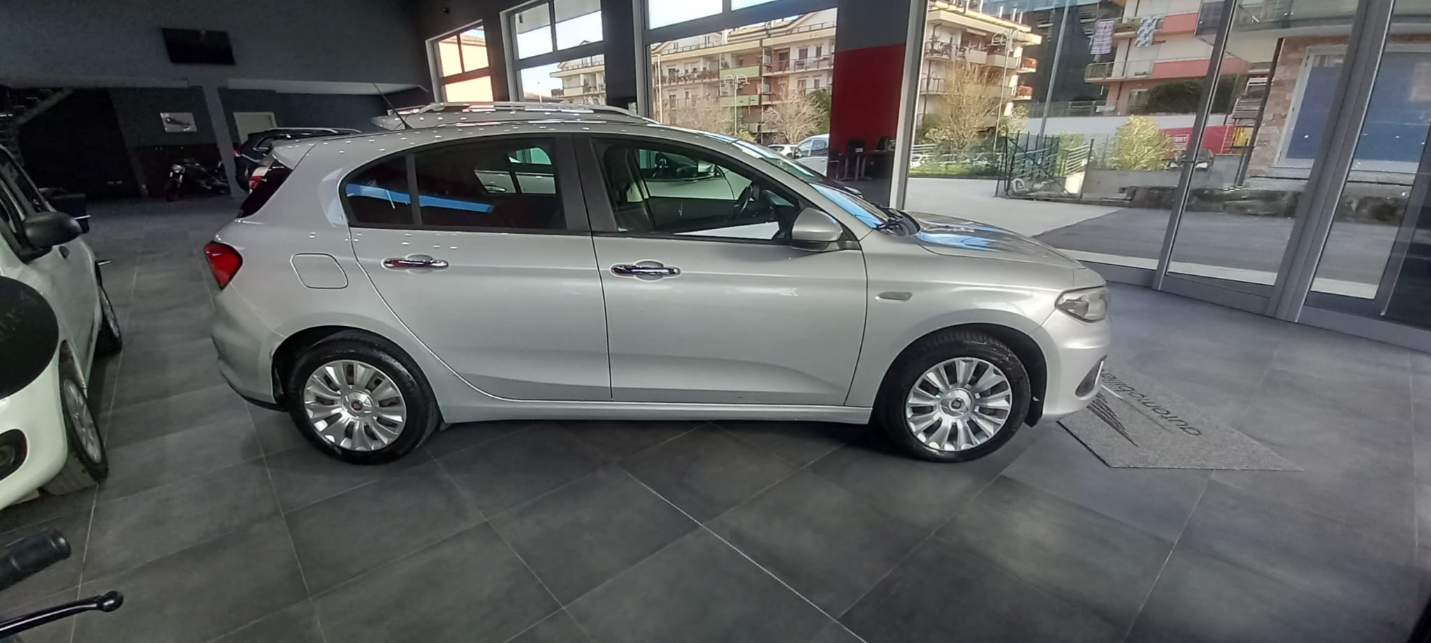 FIAT Tipo 1.3 Mjt S&S 5 porte Easy – AUTOMOBILI ERCOLANO