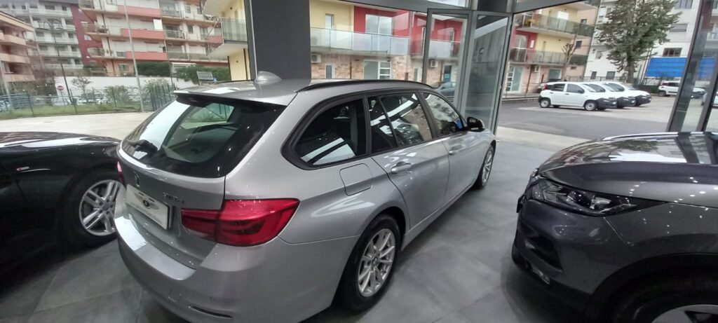 BMW 318d Business Advantage - Automatica
