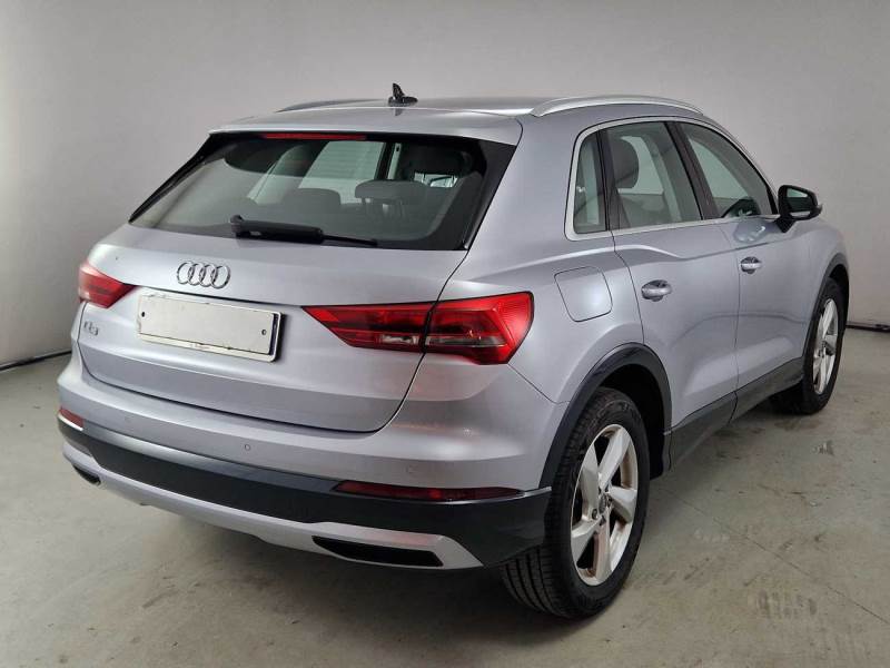 AUDI Q3 5P SUV 35 TDI S TRONIC BUSINESS ADVANCED