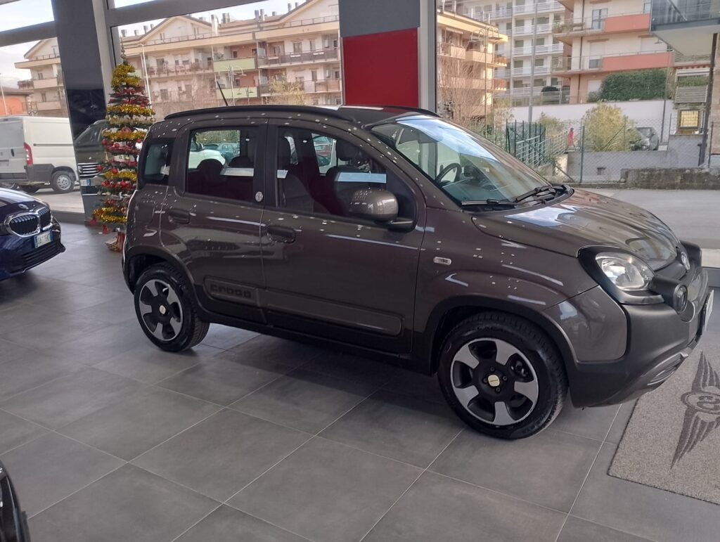 FIAT PANDA 1.0 70cv S&S E6d-T Cross Hybrid Launch Edition