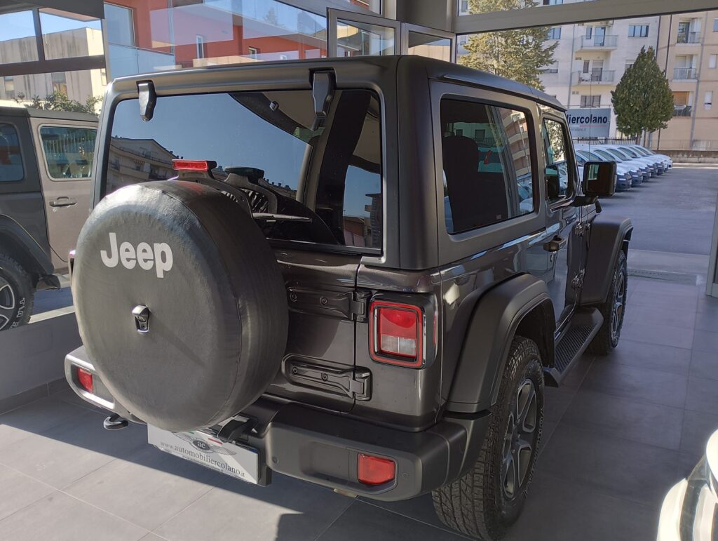 Jeep Wrangler 2.0 Sport  272CV Automatica 4X4