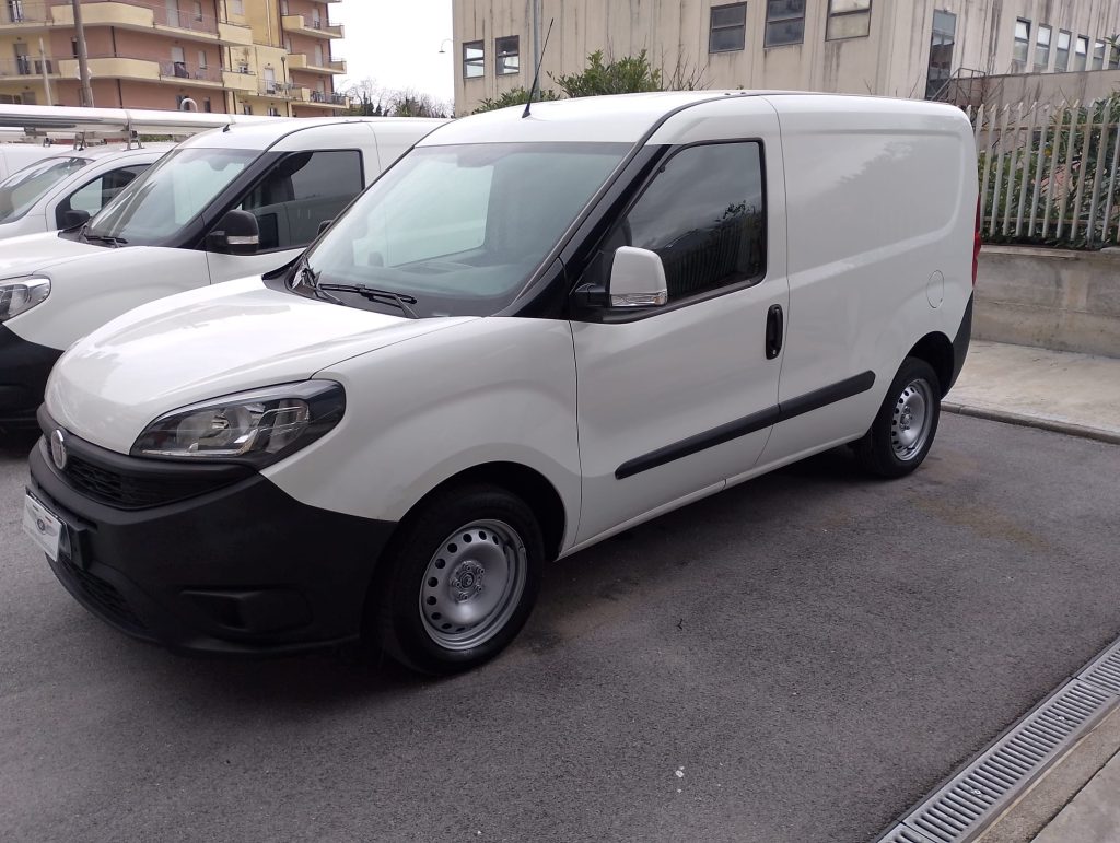 FIAT DOBLO CARGO CH1 LOUNGE 1.3 Mjet 95cv E6D S&S 3 POSTI