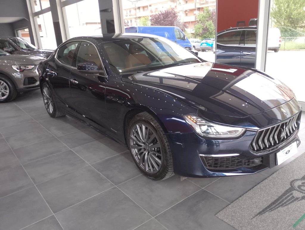 MASERATI GHIBLI 3.0 V6  BT 350cv GranLusso My19