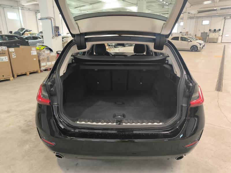 BMW SERIE 3 5P STATION WAGON 316D 48V BUSINESS ADVANTAGE TOURING AUTOMATICA
