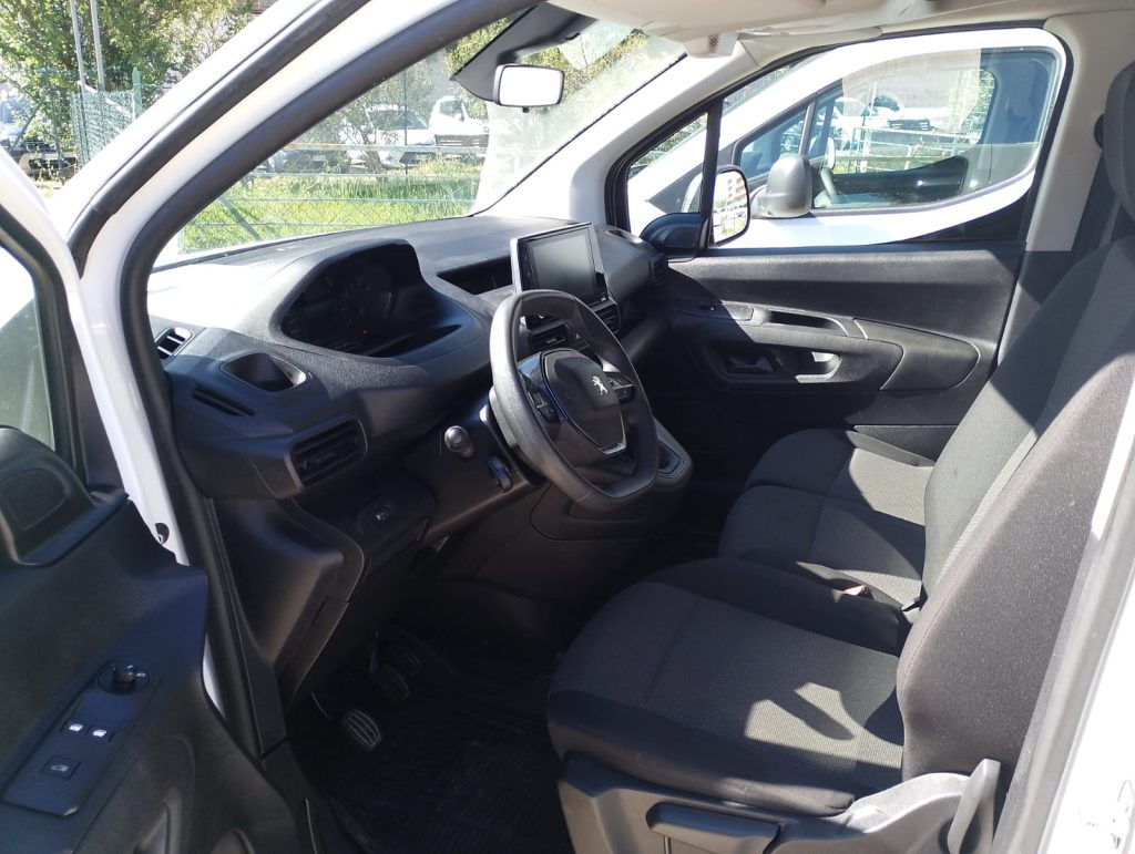 PEUGEOT PARTNER 4P /3 POSTI VETT. FURGONATA L1 BLUEHDI 100CV PREMIUM