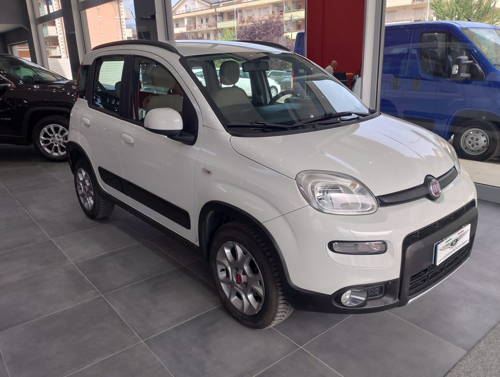 FIAT PANDA  5 PORTE BERLINA LOUNGE 1.3 MJT 16V 75CV SeS 4X4