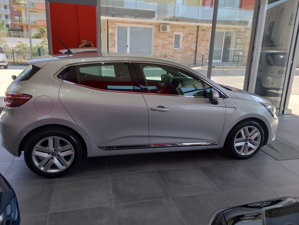 RENAULT CLIO 1.0 TCE 74KW INTENS