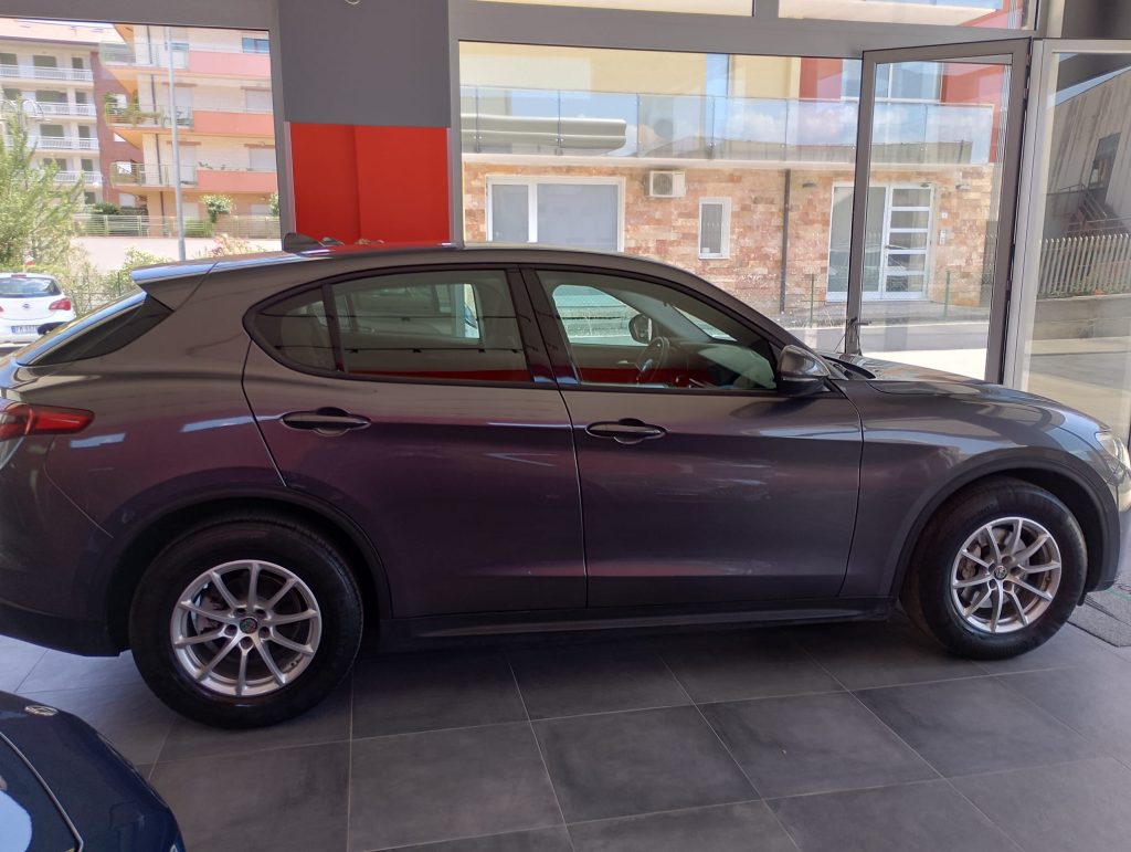 ALFA ROMEO Stelvio Stelvio 2.2 Turbodiesel 160 CV AT8 RWD Business