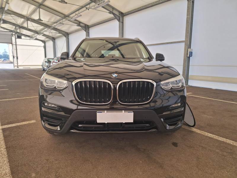 BMW X3  5P  SUV SDRIVE 18D MH48V BUSINESS ADVANTAGE AUTOMATICA