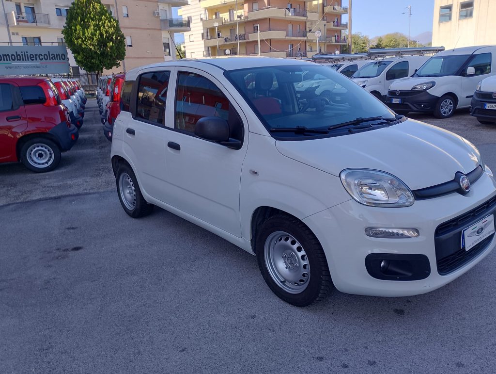 COD 637 FIAT PANDA  5P BERLINA 1.3 MJT 80 CV EURO6 VAN SeS 2 POSTI