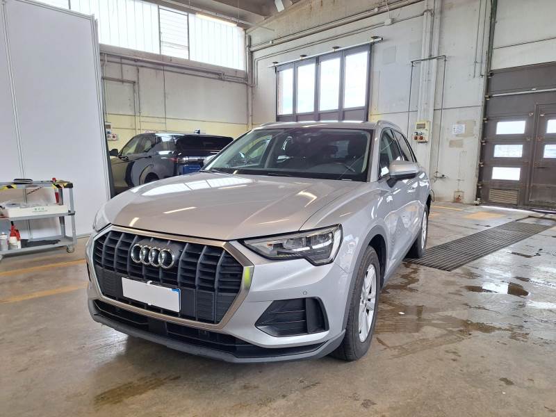 AUDI Q3  5P /SUV 35 TDI S TRONIC BUSINESS