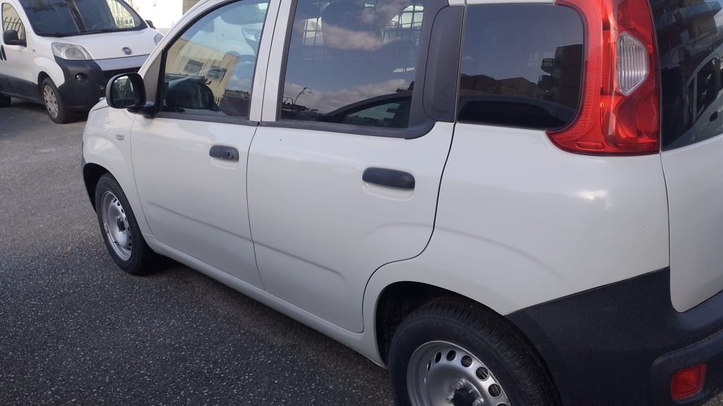 Codice 125  FIAT PANDA 1.2 BENZINA VAN 2 POSTI