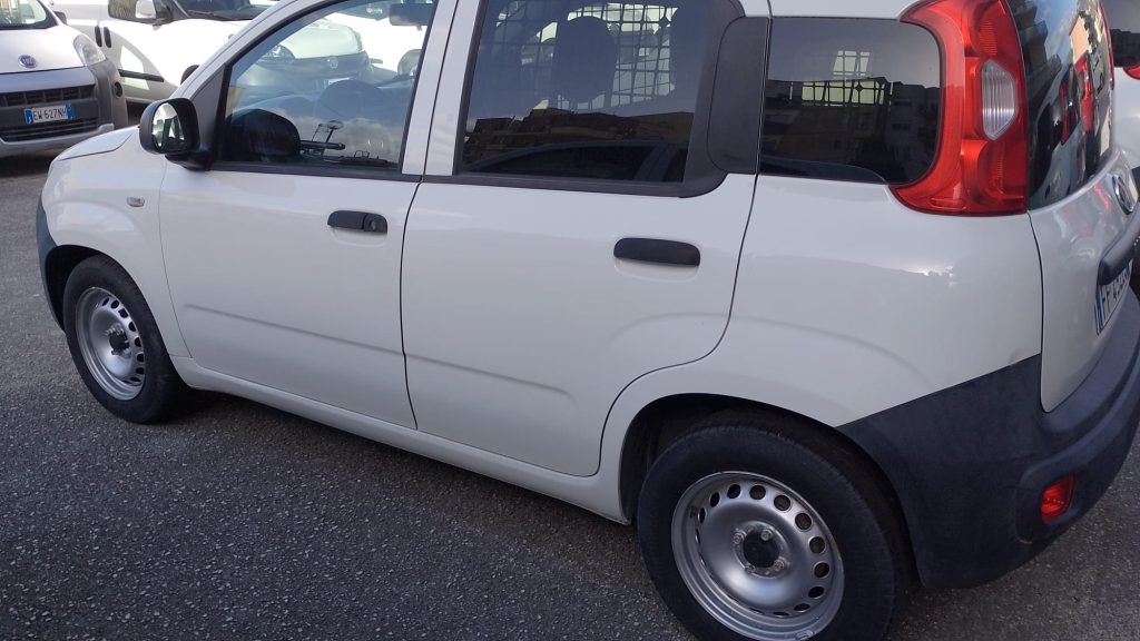 Codice 492 FIAT PANDA 1.2 BENZINA VAN 2 POSTI GPL