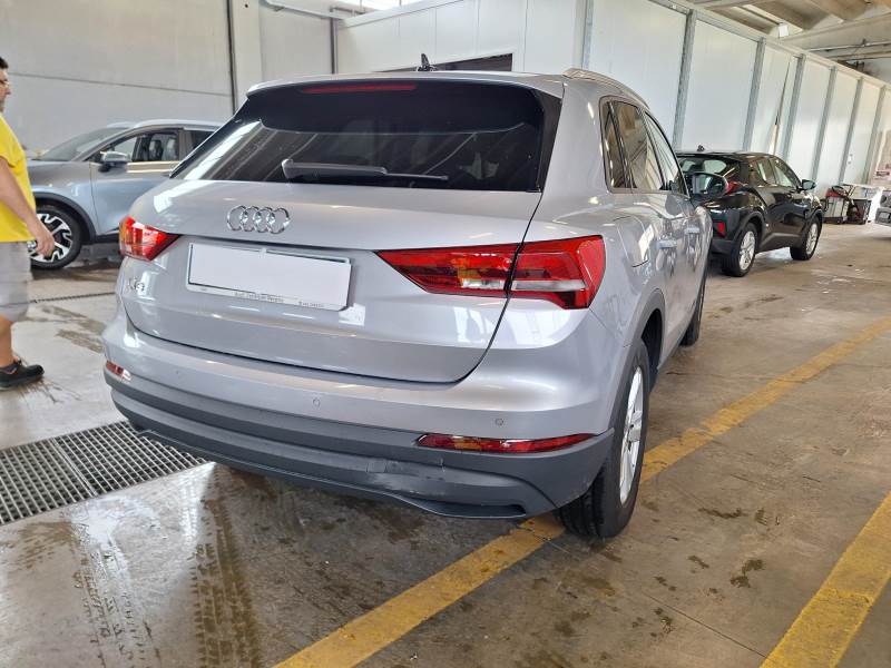 AUDI Q3  5P /SUV 35 TDI S TRONIC BUSINESS