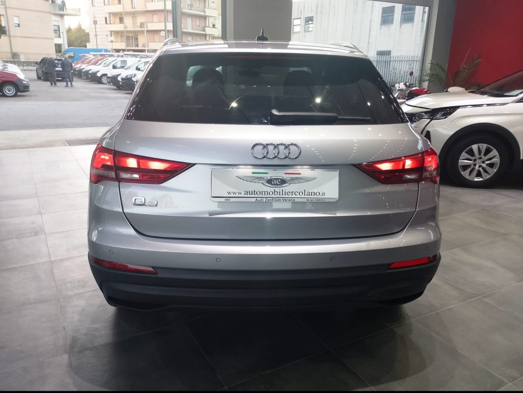AUDI Q3  5P  150 CV SUV 35 TDI S TRONIC BUSINESS