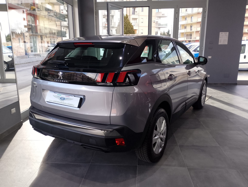 PEUGEOT 3008 5P SUV BLUEHDI 130 SeS BUSINESS