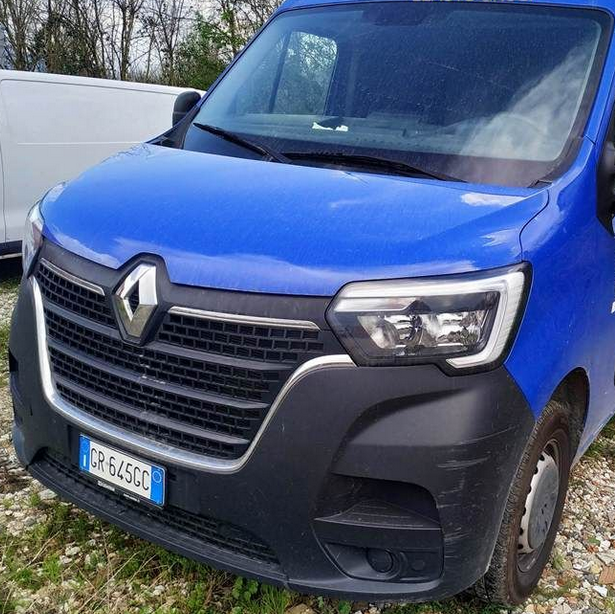 RENAULT MASTER FG TA L1 H2 T33 dCi 135 ICE 3 Posti  ( 43000 km )