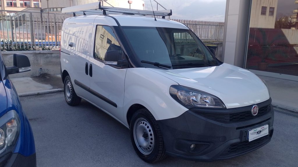 FIAT DOBLO CARGO CH1 BUSINESS 1.4 Nat. Power 120cv E6D