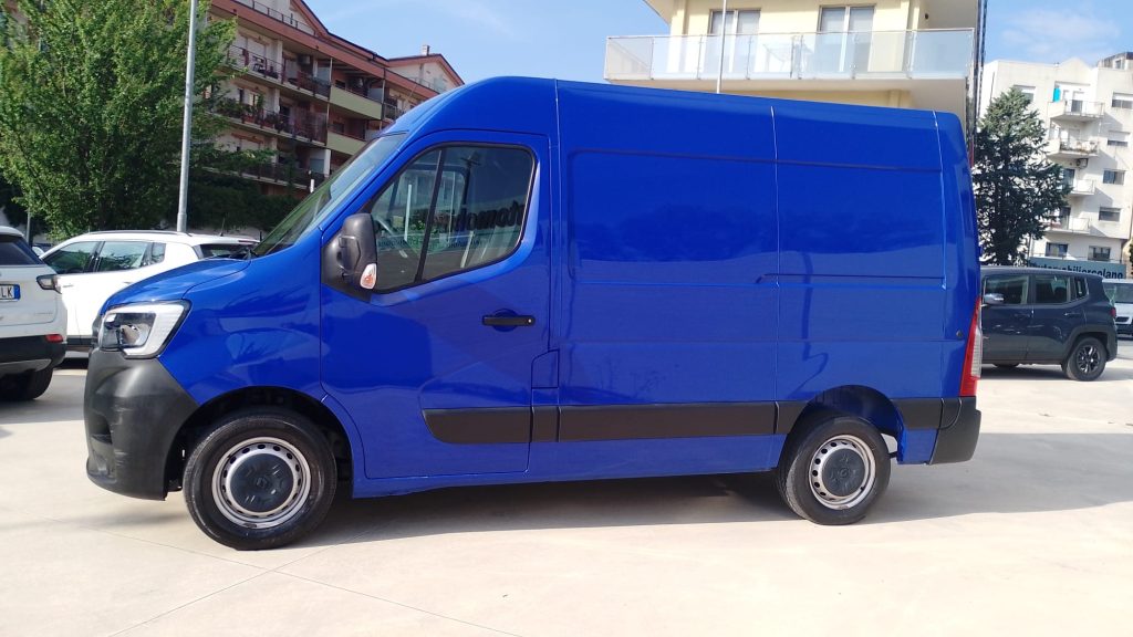 RENAULT MASTER FG TA L1 H2 T33 dCi 135 ICE 3 Posti  ( 43000 km )