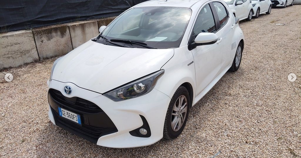 YARIS Hybrid 1.5 5 PORTE LOUNGE 116 CV  Automatica