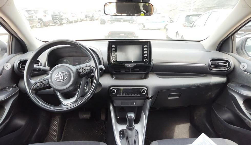 YARIS Hybrid 1.5 5 PORTE LOUNGE 116 CV  Automatica