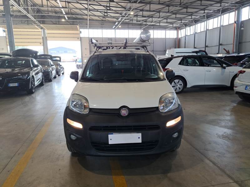 Cod 214 FIAT PANDA VAN 1.3 MJT 75CV CLIMBING 4X4 2P.POP