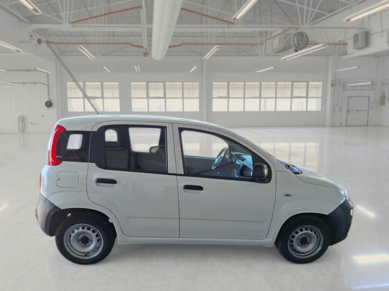 cod 775 FIAT PANDA 5P BERLINA 1.0 70CV HYBRID EURO 6D VAN 2 P. POP