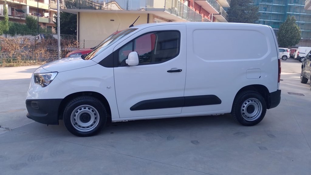 OPEL COMBO CARGO 4P  VETT. FURGONATA 1.5 DIESEL 100CV EDITION L1 650 KG MT6